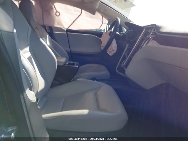 Tesla Model S 60/70/75/85 2016 5YJSA1E10GF151378 Image 4