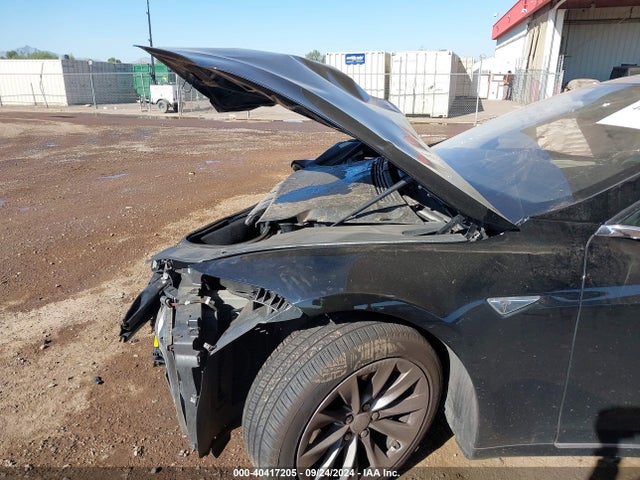 Tesla Model S 60/70/75/85 2016 5YJSA1E10GF151378 Image 5