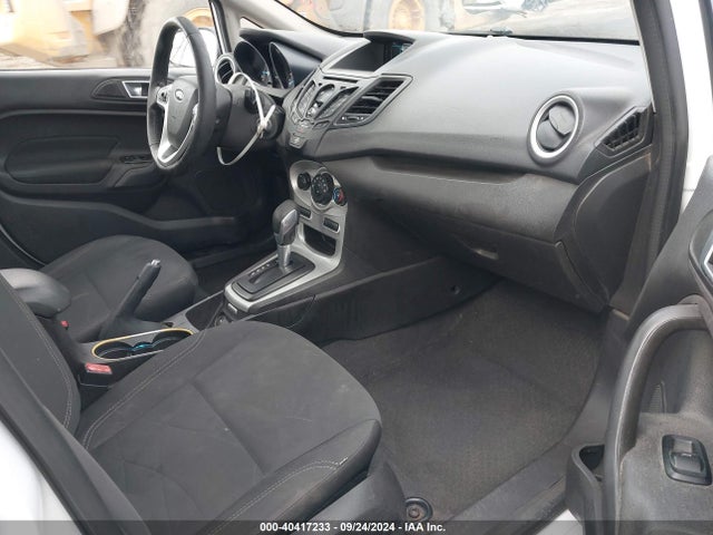 Ford FIESTA SE 2015 3FADP4BJ5FM196068 Image 5
