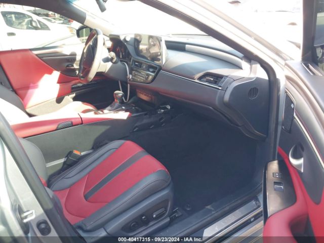 58ABA1C13RU040583 Lexus Es 300h F Sport Handling