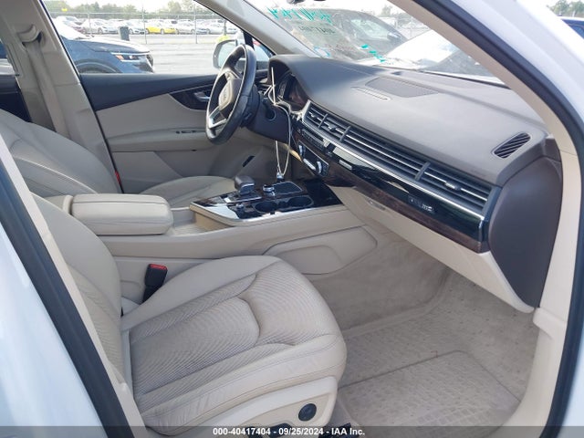 2017 AUDI Q7 WA1LAAF78HD025182 Photo 4