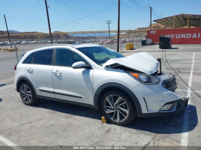 KNDCE3LC5H5038246 KIA Niro Touring