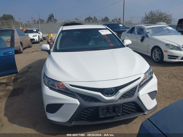Toyota CAMRY SE 2018 4T1B11HK5JU585049 Image 12