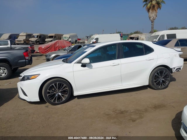 Toyota CAMRY SE 2018 4T1B11HK5JU585049 Image 14