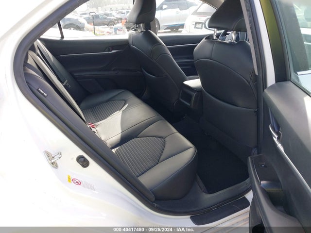 Toyota CAMRY SE 2018 4T1B11HK5JU585049 Image 8