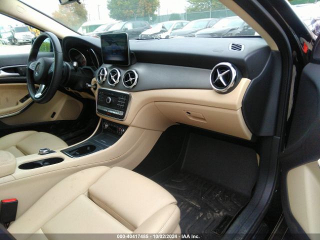 WDCTG4GBXJJ463941 Mercedes-Benz Gla 250 4matic