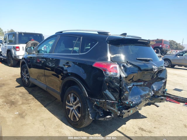 Toyota RAV4 LE 2017 2T3ZFREVXHW333599 Image 3