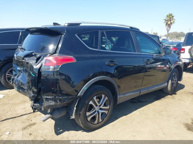 Toyota RAV4 LE 2017 2T3ZFREVXHW333599 Image 4