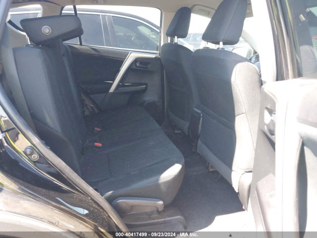 Toyota RAV4 LE 2017 2T3ZFREVXHW333599 Image 8
