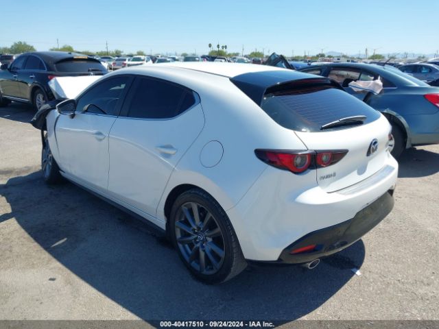 JM1BPAKM7P1600593 Mazda Mazda3 2.5 S Select