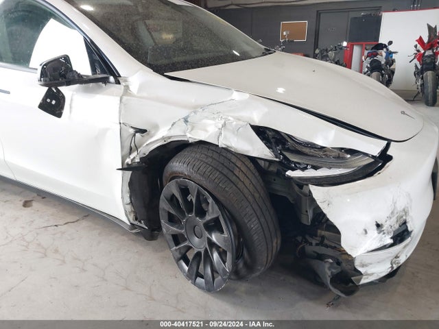 2021 TESLA MODEL Y 5YJYGDEE8MF246084 Photo 5