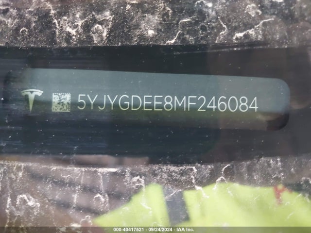 2021 TESLA MODEL Y 5YJYGDEE8MF246084 Photo 8