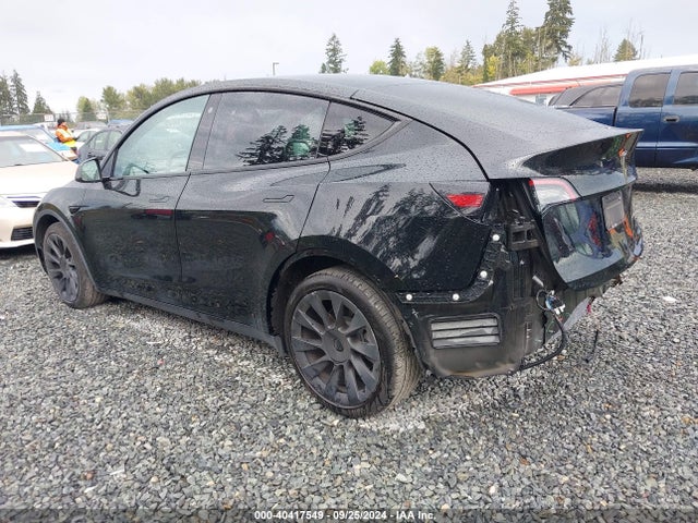 2021 TESLA MODEL Y 5YJYGDEE7MF214131 Photo 2