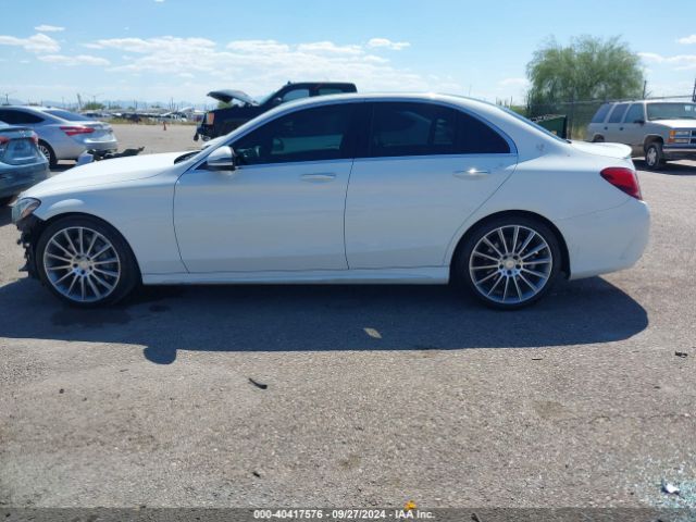 55SWF4JB9HU194040 Mercedes-Benz C 300 Luxury/sport