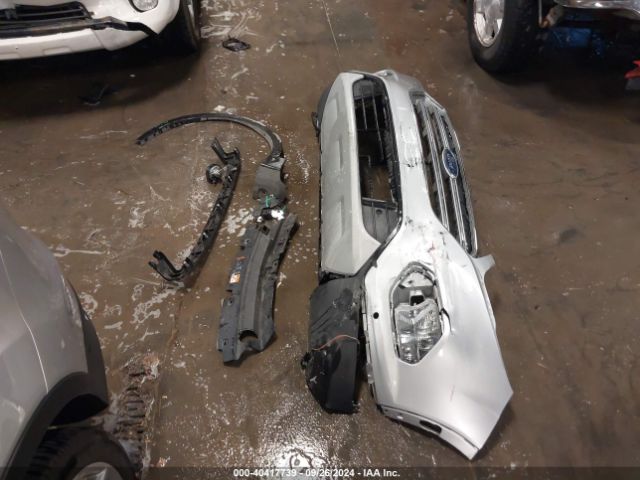 1FMCU0J95KUC57273 Ford Escape Titanium