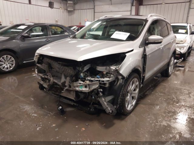 1FMCU0J95KUC57273 Ford Escape Titanium