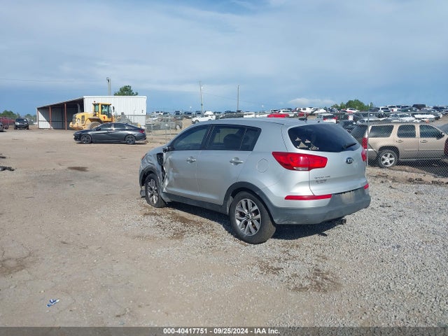 KIA Sportage Lx 2015 KNDPBCAC0F7758181 Image 3