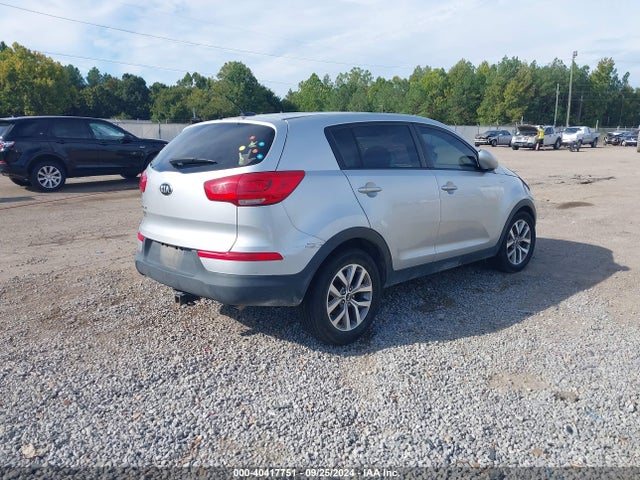 KIA Sportage Lx 2015 KNDPBCAC0F7758181 Image 4