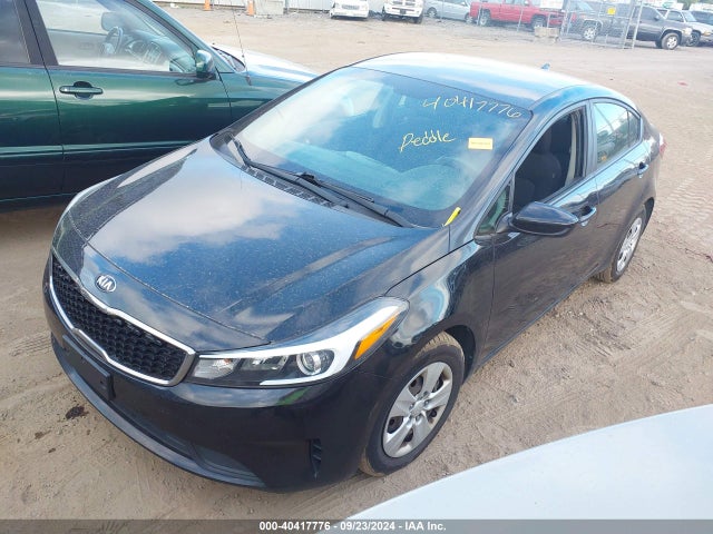 KIA FORTE LX 2017 3KPFK4A73HE135886 Image 2