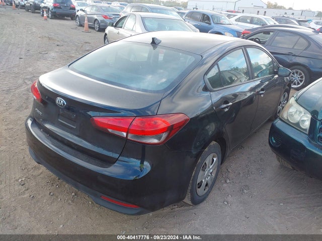 KIA FORTE LX 2017 3KPFK4A73HE135886 Image 4