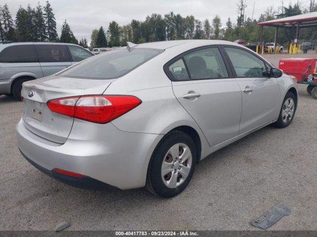 KNAFK4A6XE5213611 KIA FORTE LX