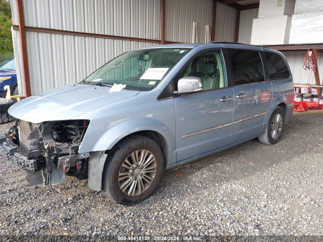 2C4RC1CG2GR284678 Chrysler Town & Country Touring-l Anniversary Edition