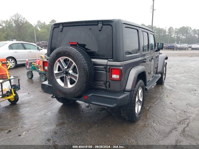 1C4HJXEN3JW192994 Jeep Wrangler Unlimited Sahara 4x4