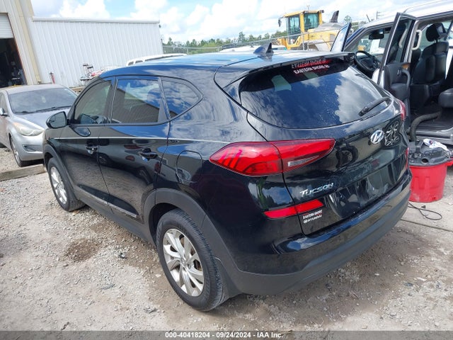 KM8J23A48LU083249 Hyundai TUCSON SE