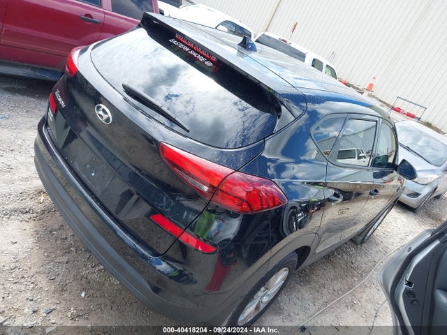 KM8J23A48LU083249 Hyundai TUCSON SE