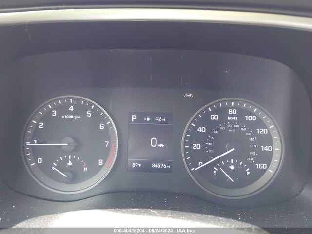 KM8J23A48LU083249 Hyundai TUCSON SE