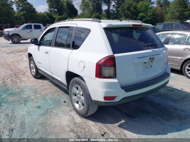 1C4NJCEB3GD655531 Jeep Compass Latitude