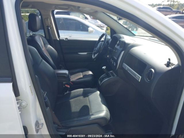 1C4NJCEB3GD655531 Jeep Compass Latitude