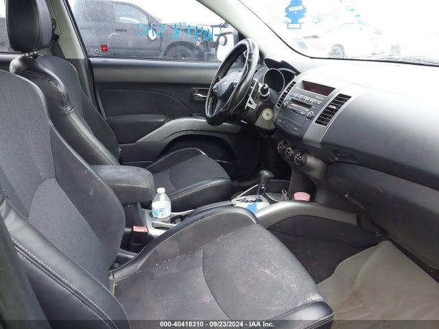 2009 MITSUBISHI OUTLANDER JA4MT31W89Z003048 Photo 4