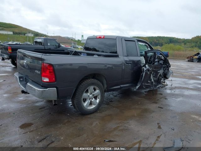 1C6RR7FG5KS688621 RAM 1500 Classic Tradesman Quad Cab 4x4 6'4 Box