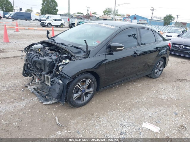 Ford FOCUS SE 2014 1FADP3F23EL437431 Image 2