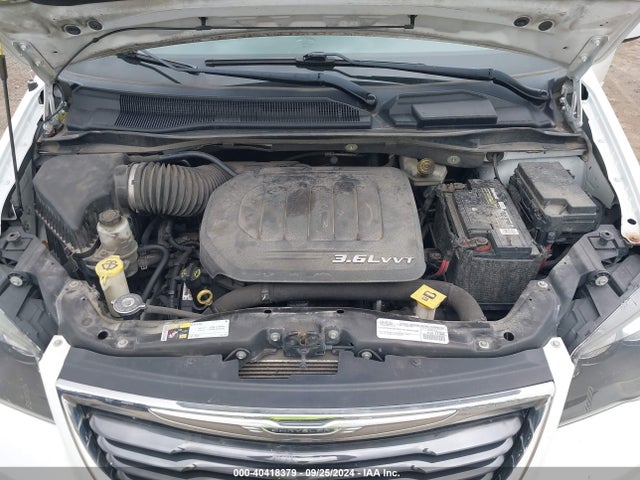 2C4RC1HG3FR584253 Chrysler Town & Country S