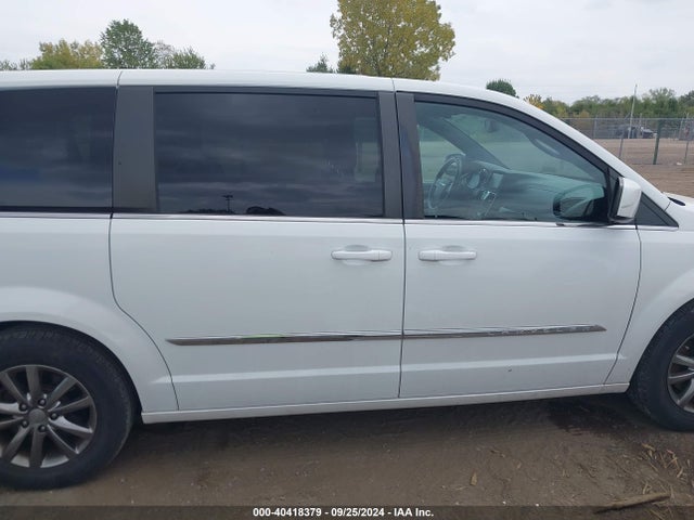 2C4RC1HG3FR584253 Chrysler Town & Country S