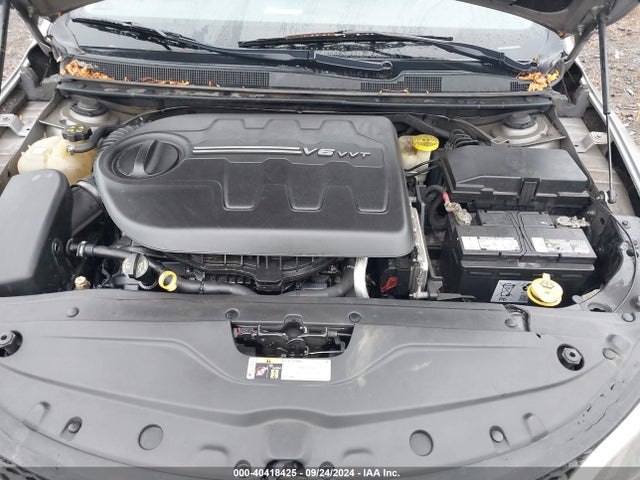 Chrysler 200 C 2015 1C3CCCCG3FN519901 Image 10