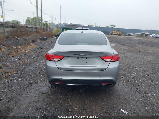 Chrysler 200 C 2015 1C3CCCCG3FN519901 Image 16