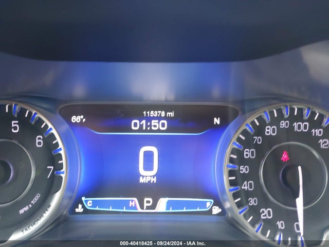 Chrysler 200 C 2015 1C3CCCCG3FN519901 Image 7