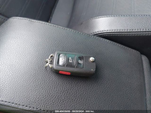 3VWL07AJ4EM389465 Volkswagen Jetta 1.8t Sel