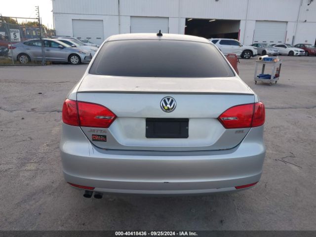 3VWL07AJ4EM389465 Volkswagen Jetta 1.8t Sel