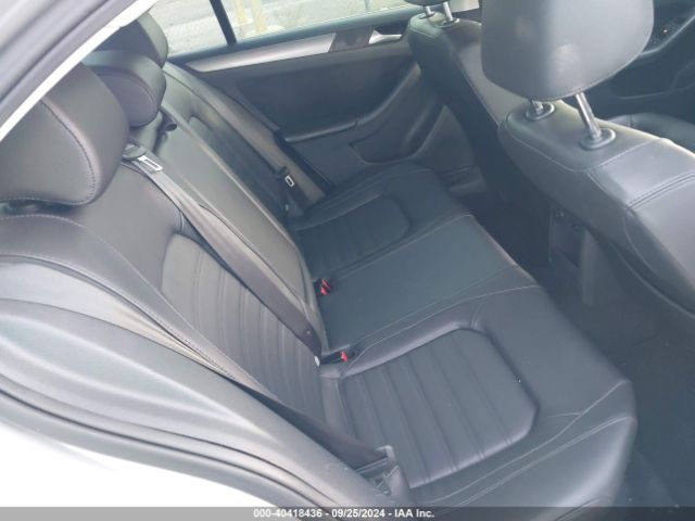 3VWL07AJ4EM389465 Volkswagen Jetta 1.8t Sel