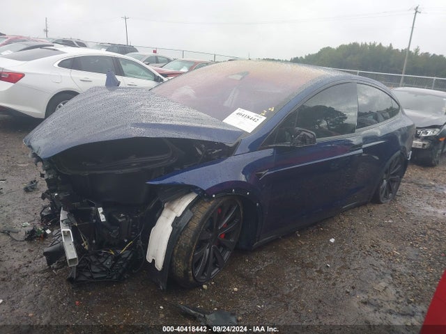 2024 TESLA MODEL X 7SAXCBE6XRF438055 Photo 1