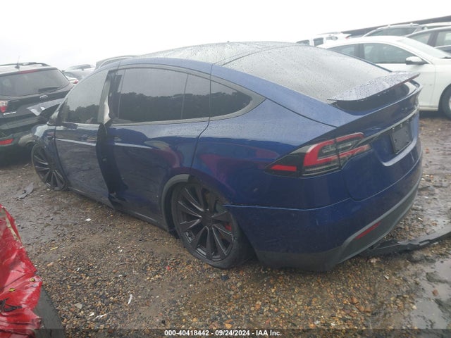 2024 TESLA MODEL X 7SAXCBE6XRF438055 Photo 2