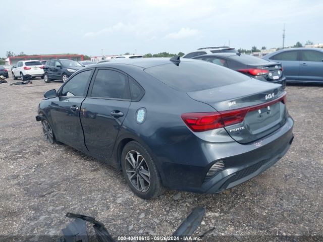3KPF24AD4NE419111 KIA Forte Lxs