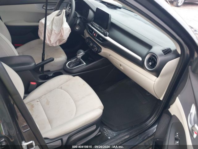 3KPF24AD4NE419111 KIA Forte Lxs
