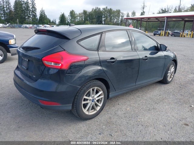 Ford FOCUS SE 2015 1FADP3K25FL316178 Image 4