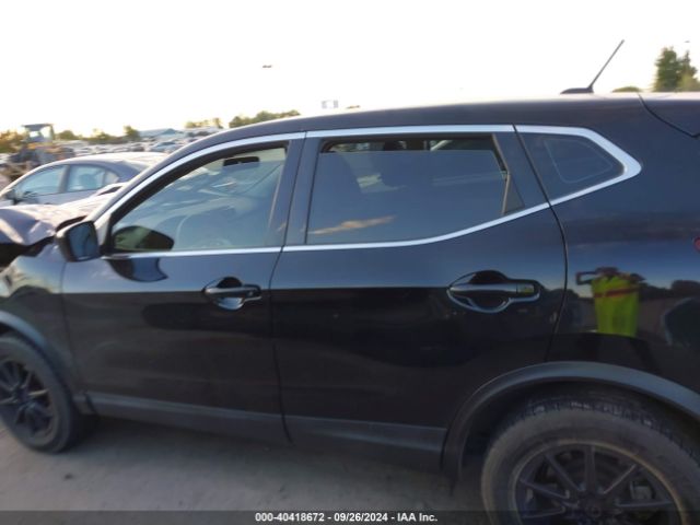 JN1BJ1CR4KW341295 Nissan Rogue Sport S