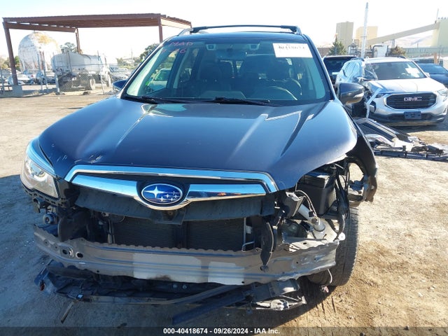 JF2SKAUC7KH472778 Subaru Forester Limited